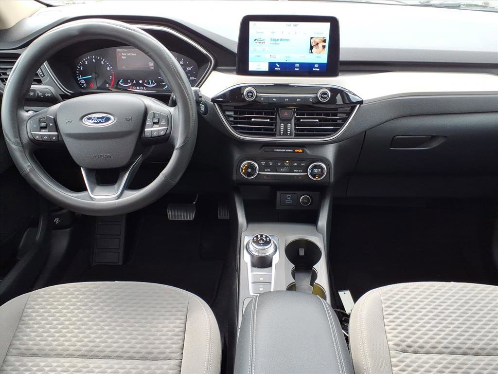 Certified 2020 Ford Escape SE image 16