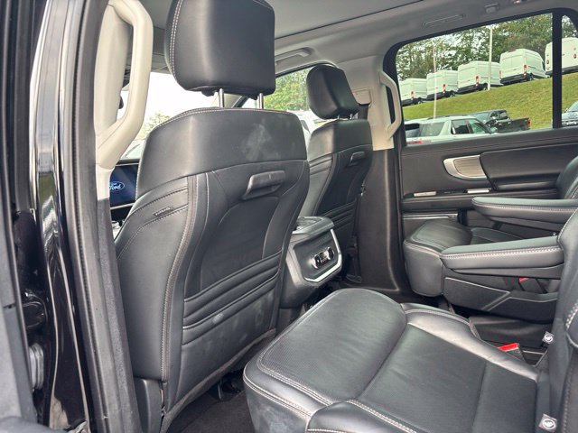 Certified 2025 Ford Expedition Platinum AWD/4WD image 22