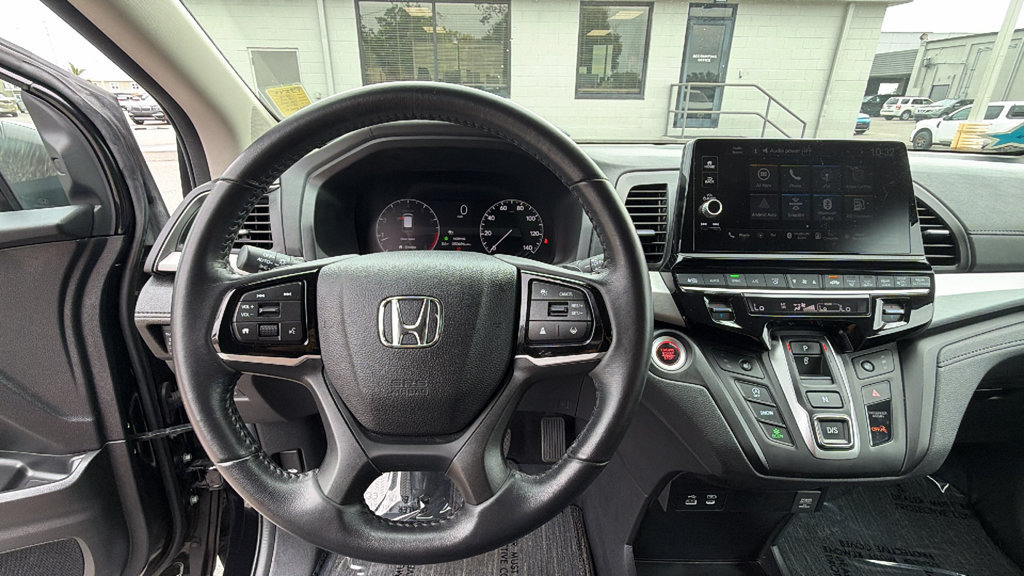 Used 2025 Honda Odyssey EX-L image 16