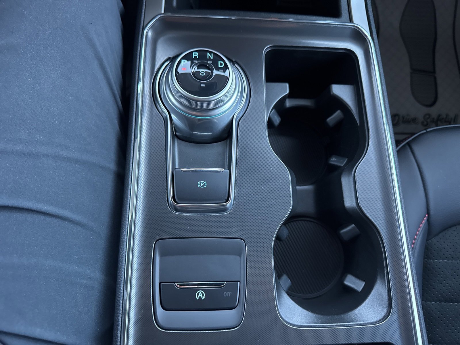 Certified 2024 Ford Edge ST-Line image 31