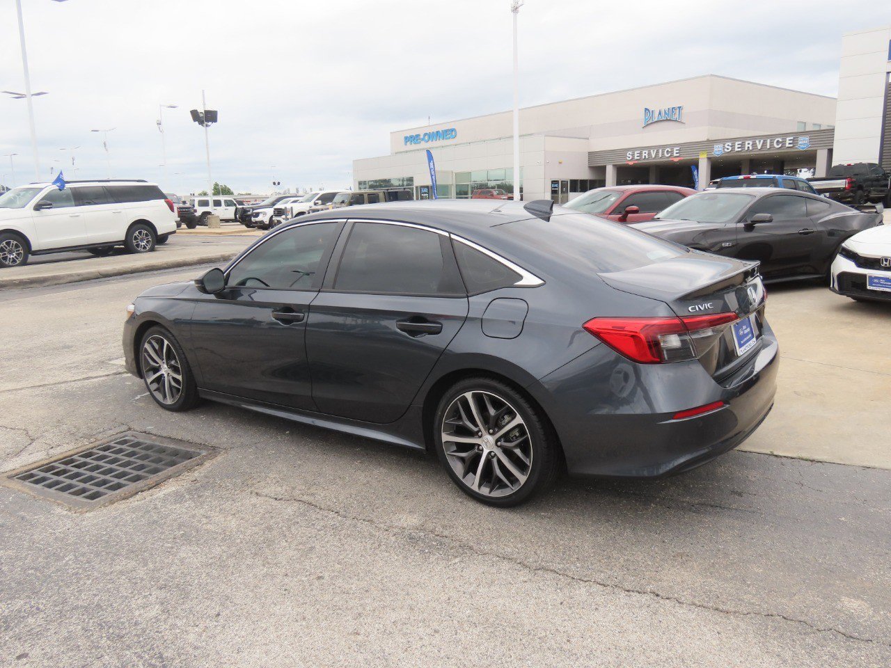Used 2023 Honda Civic Touring image 16