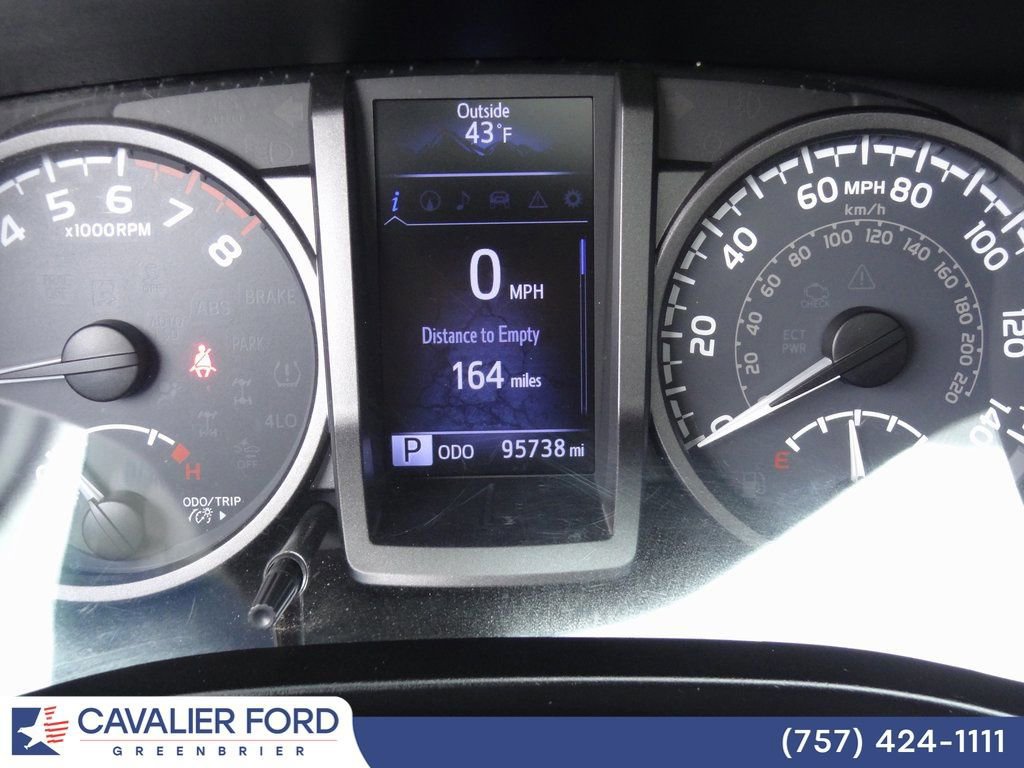 Used 2018 Toyota Tacoma TRD Off-Road image 25