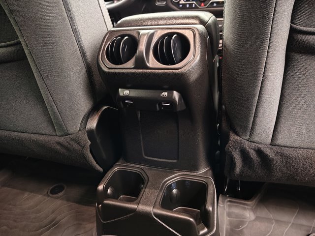 Used 2024 Jeep Wrangler Unlimited Sport AWD/4WD image 29