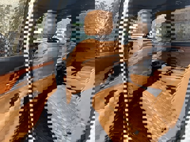 Used 2022 Jeep Grand Wagoneer Series III image 10