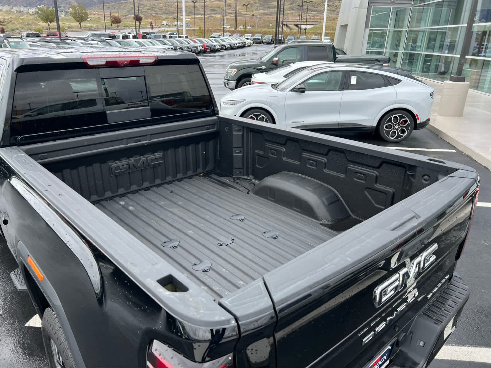 Used 2025 GMC Sierra 3500 Denali Ultimate AWD/4WD image 28