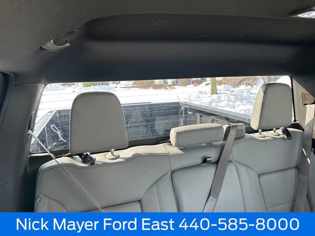 Used 2025 GMC Sierra 1500 SLT AWD/4WD image 15