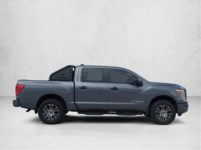 Used 2024 Nissan Titan SV image 2