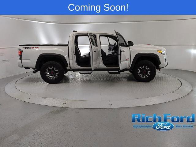 Used 2023 Toyota Tacoma TRD Off-Road w/ TRD Premium Off Road Package image 9