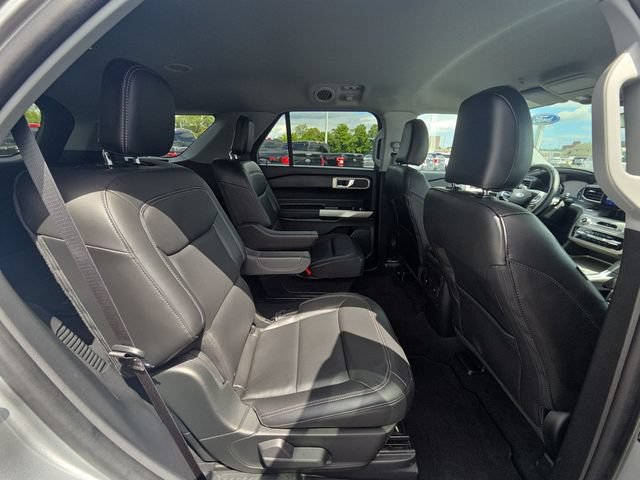 Certified 2023 Ford Explorer XLT w/ Equipment Group 202A AWD/4WD image 20