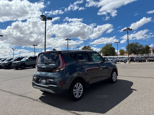 Used 2023 Kia Soul LX FWD image 5