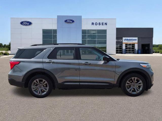 Certified 2023 Ford Explorer XLT w/ Equipment Group 202A AWD/4WD image 2