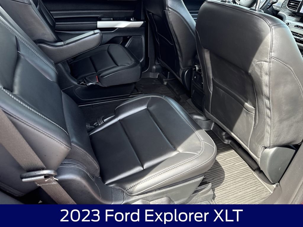 Certified 2023 Ford Explorer XLT w/ Equipment Group 202A AWD/4WD image 14