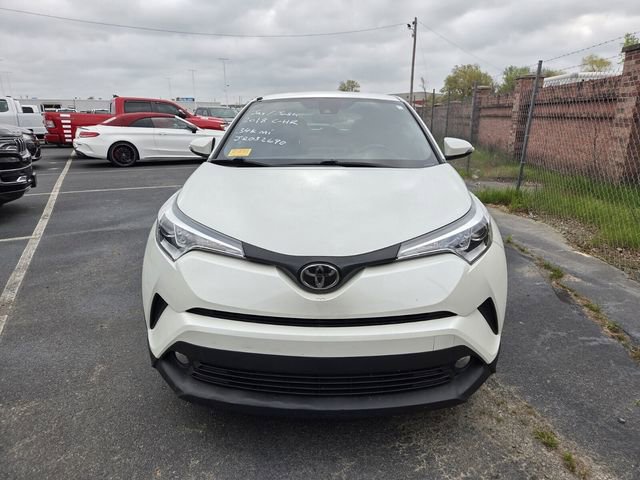 Used 2018 Toyota C-HR XLE image 2