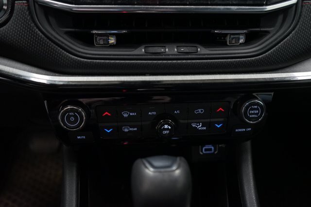 Used 2022 Jeep Compass Trailhawk w/ Trailhawk Elite Group AWD/4WD image 30