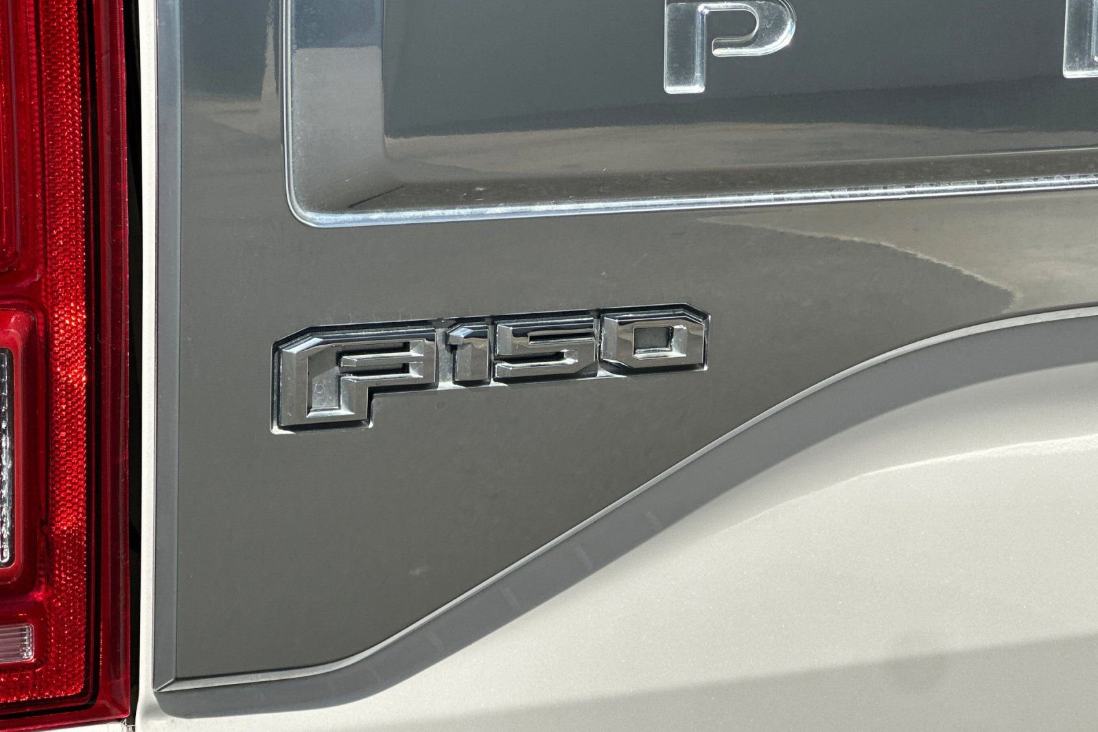 Certified 2017 Ford F150 Platinum w/ Equipment Group 701A Luxury image 31