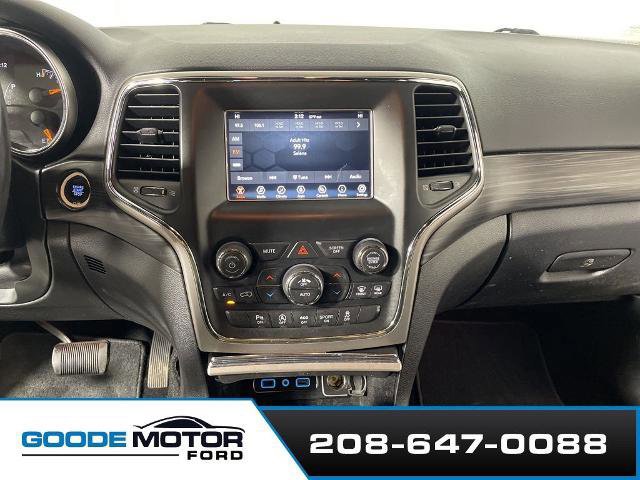 Used 2021 Jeep Grand Cherokee Laredo image 16