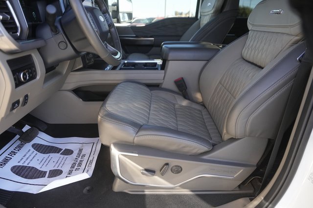 Certified 2025 Ford F250 Platinum w/ Platinum Plus Package image 9