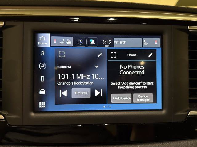 Used 2023 Chrysler Voyager LX FWD image 25
