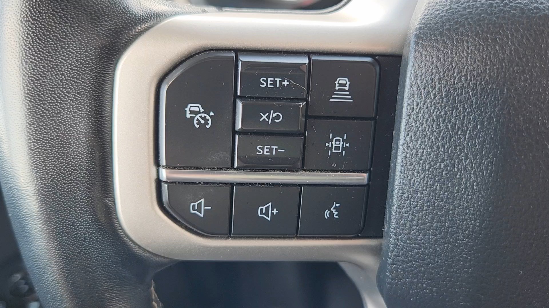 Certified 2022 Ford Expedition Limited AWD/4WD image 13