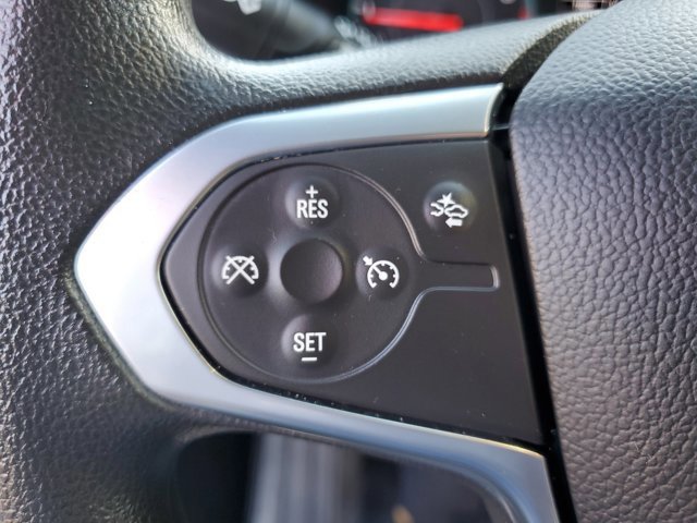 Used 2023 Chevrolet Traverse LS image 20