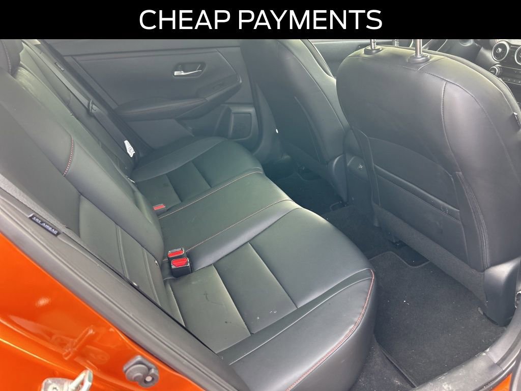 Used 2025 Nissan Sentra SR w/ SR Premium Package image 9