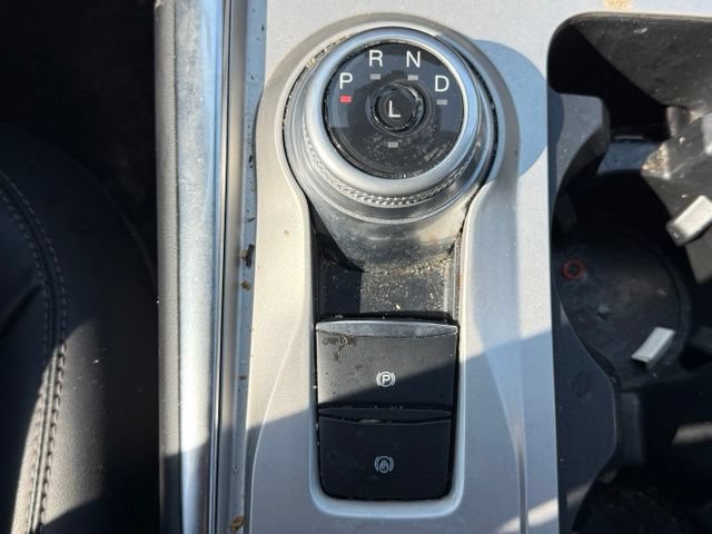 Certified 2022 Ford Explorer XLT w/ Equipment Group 202A RWD image 29