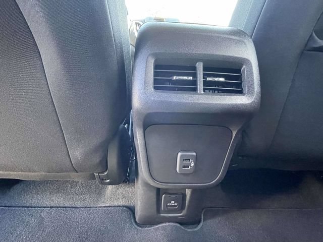 Used 2024 Chevrolet Equinox LT FWD image 12