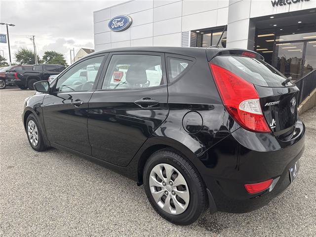 Used 2017 Hyundai Accent SE FWD image 10
