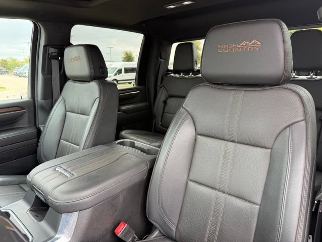 Used 2024 Chevrolet Silverado 2500 High Country w/ High Country Premium Package AWD/4WD image 12