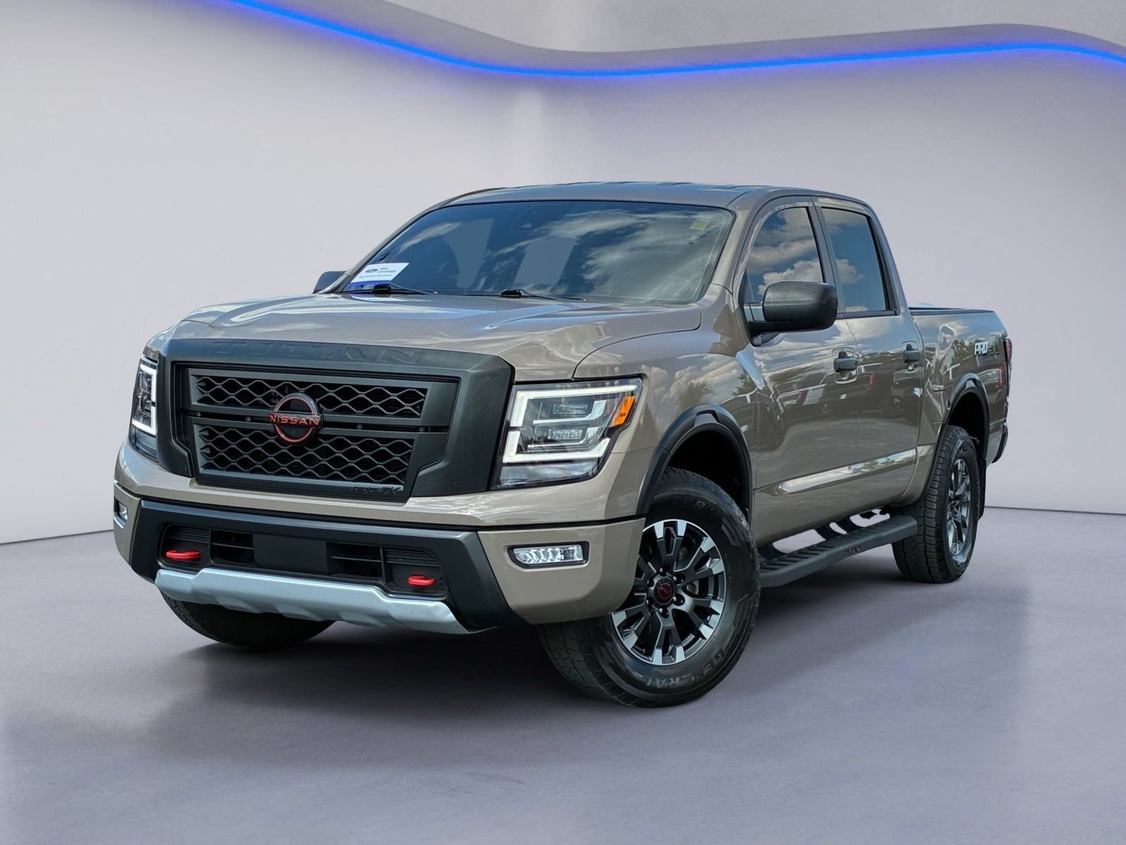 Used 2024 Nissan Titan PRO-4X w/ Off Road Protection Package AWD/4WD image 2
