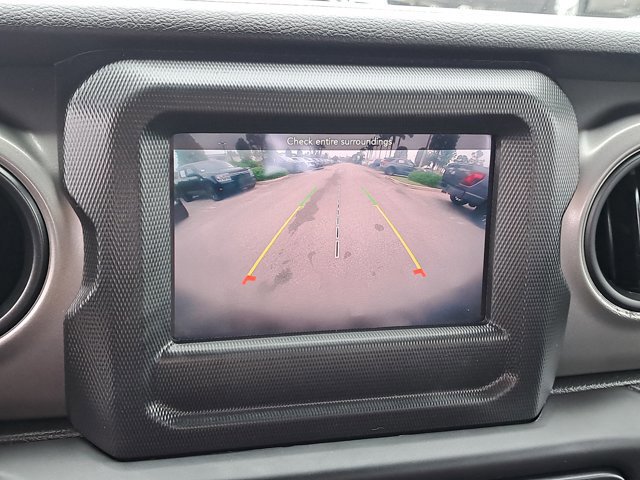 Used 2022 Jeep Wrangler Sport image 29