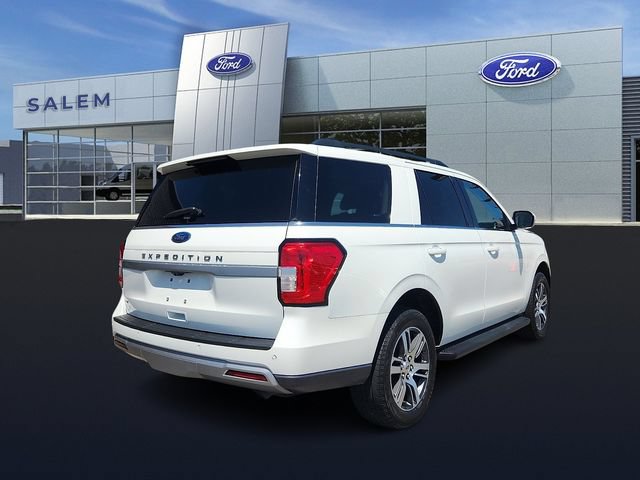 Certified 2024 Ford Expedition XLT AWD/4WD image 3
