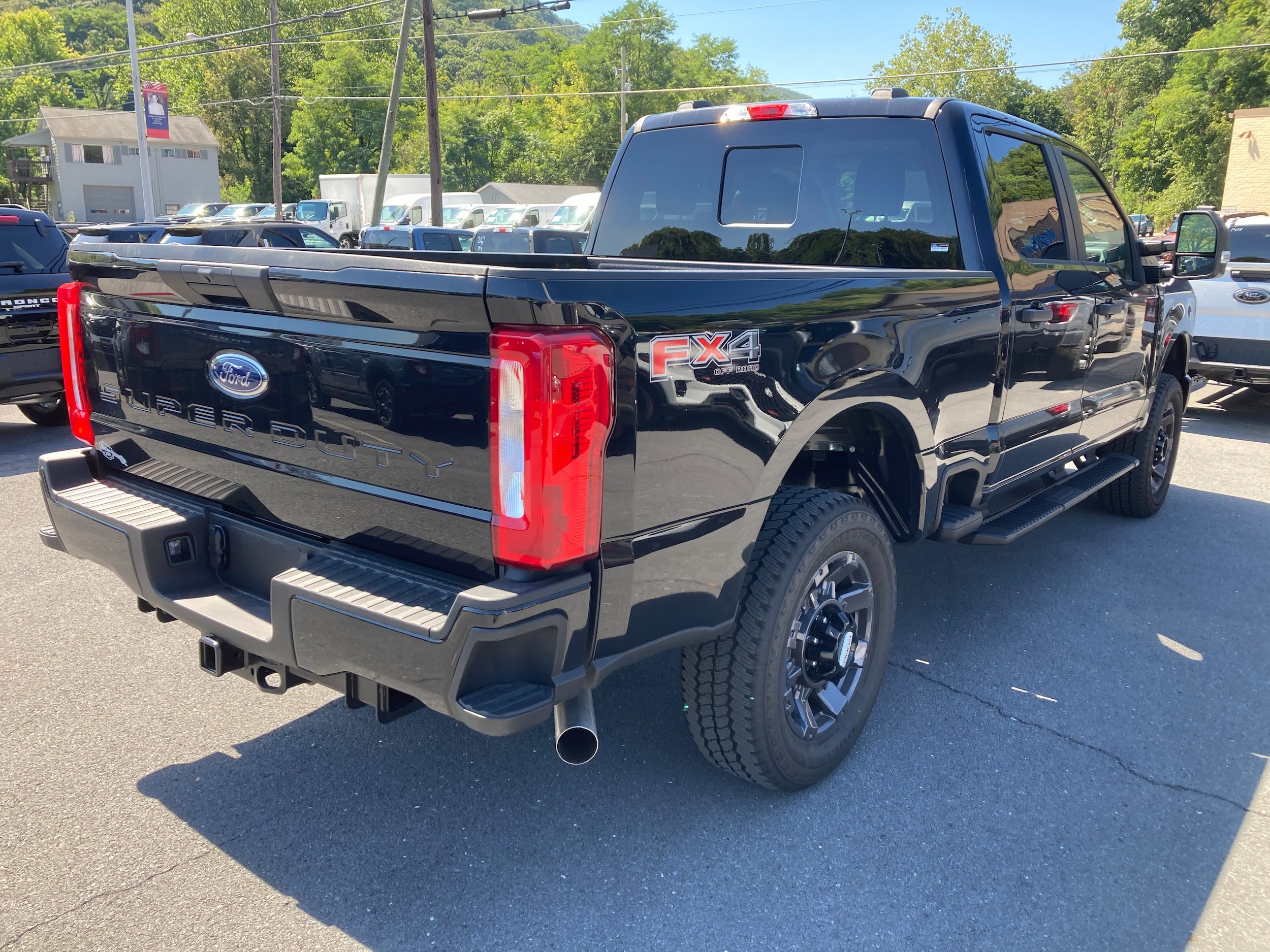 Certified 2026 Ford F250 XL w/ STX Appearance Package AWD/4WD image 7
