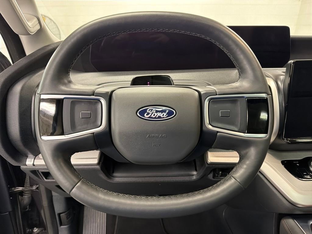 Certified 2025 Ford Expedition Active image 20