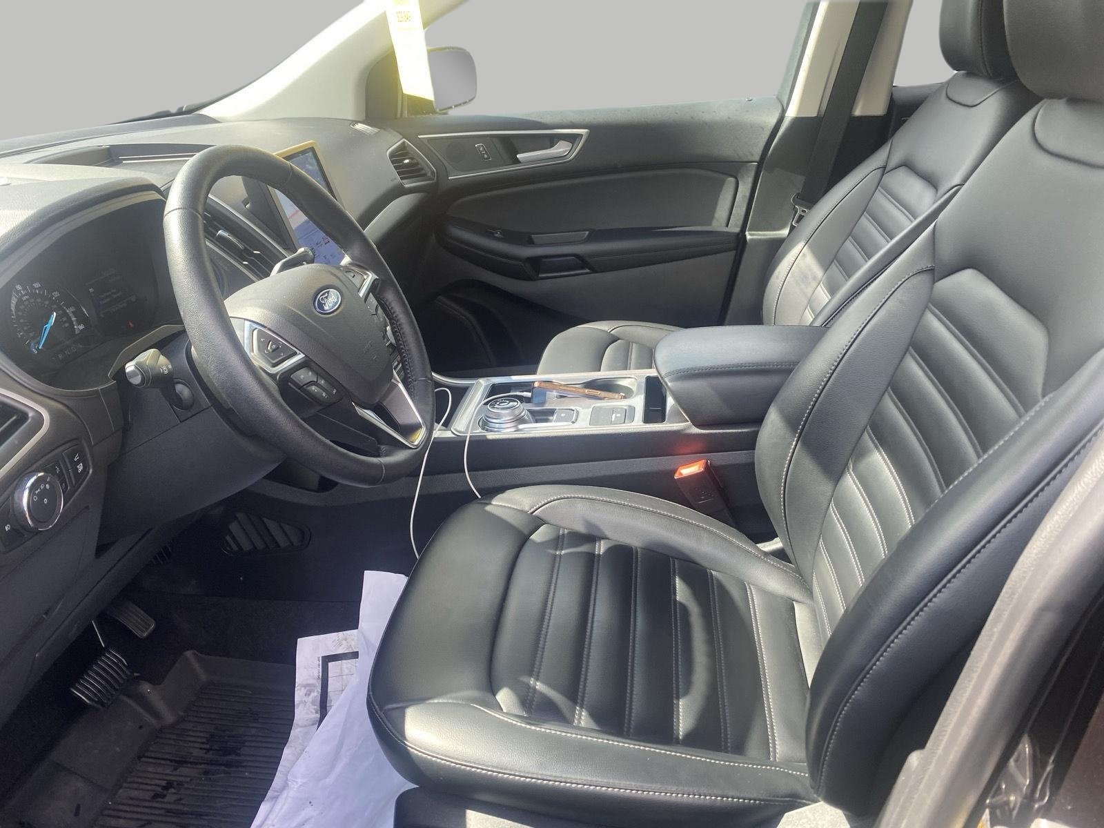 Certified 2024 Ford Edge SEL w/ Convenience Package AWD/4WD image 17