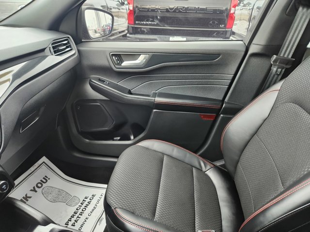 Certified 2025 Ford Escape ST-Line Elite w/ Tech Pack #2 image 17