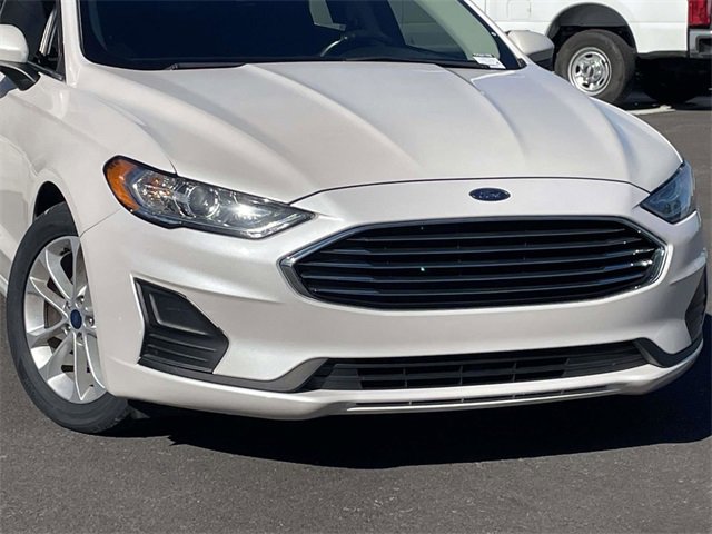 Certified 2020 Ford Fusion SE image 2