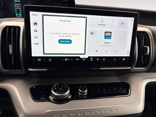 Certified 2025 Ford Expedition Active AWD/4WD image 15