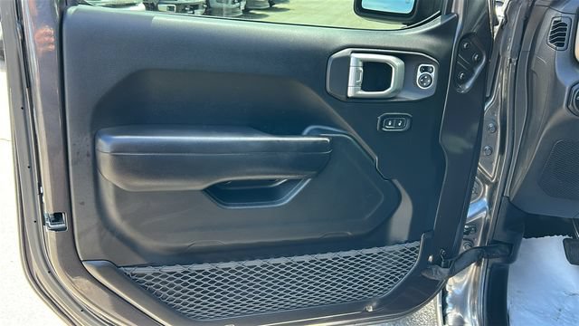 Used 2019 Jeep Wrangler Unlimited Sport S AWD/4WD image 16
