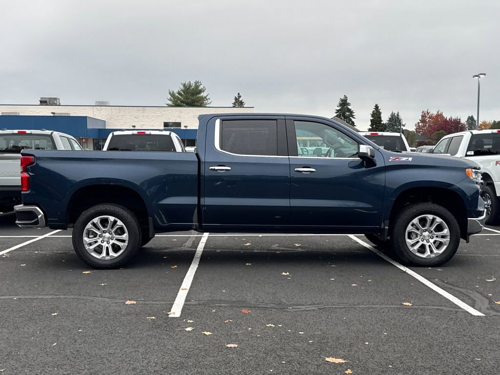 Used 2022 Chevrolet Silverado 1500 LTZ w/ Technology Package image 2