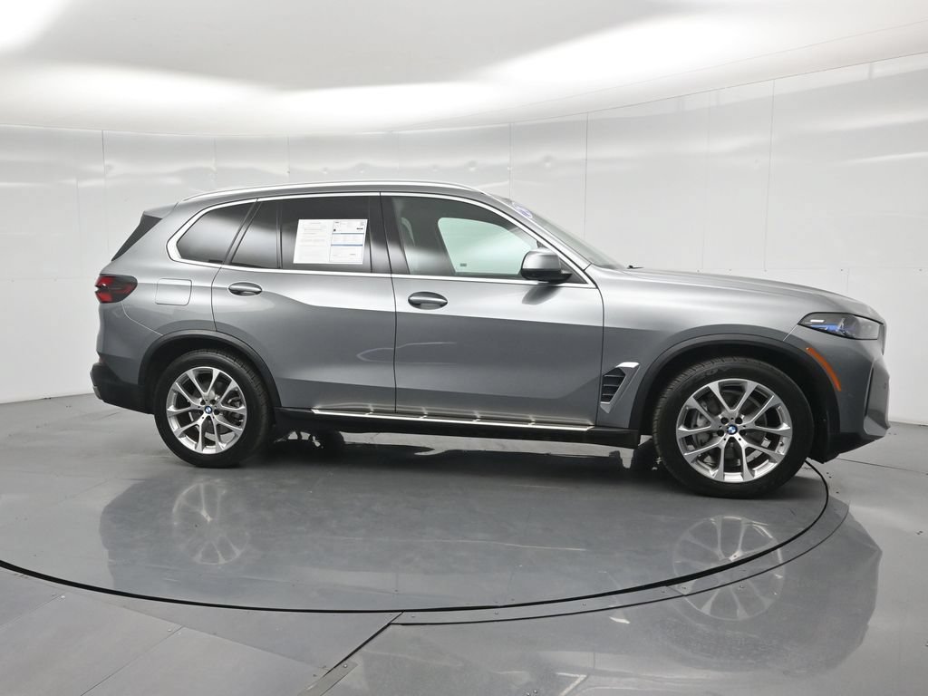 Used 2024 BMW X5 xDrive40i AWD/4WD image 27