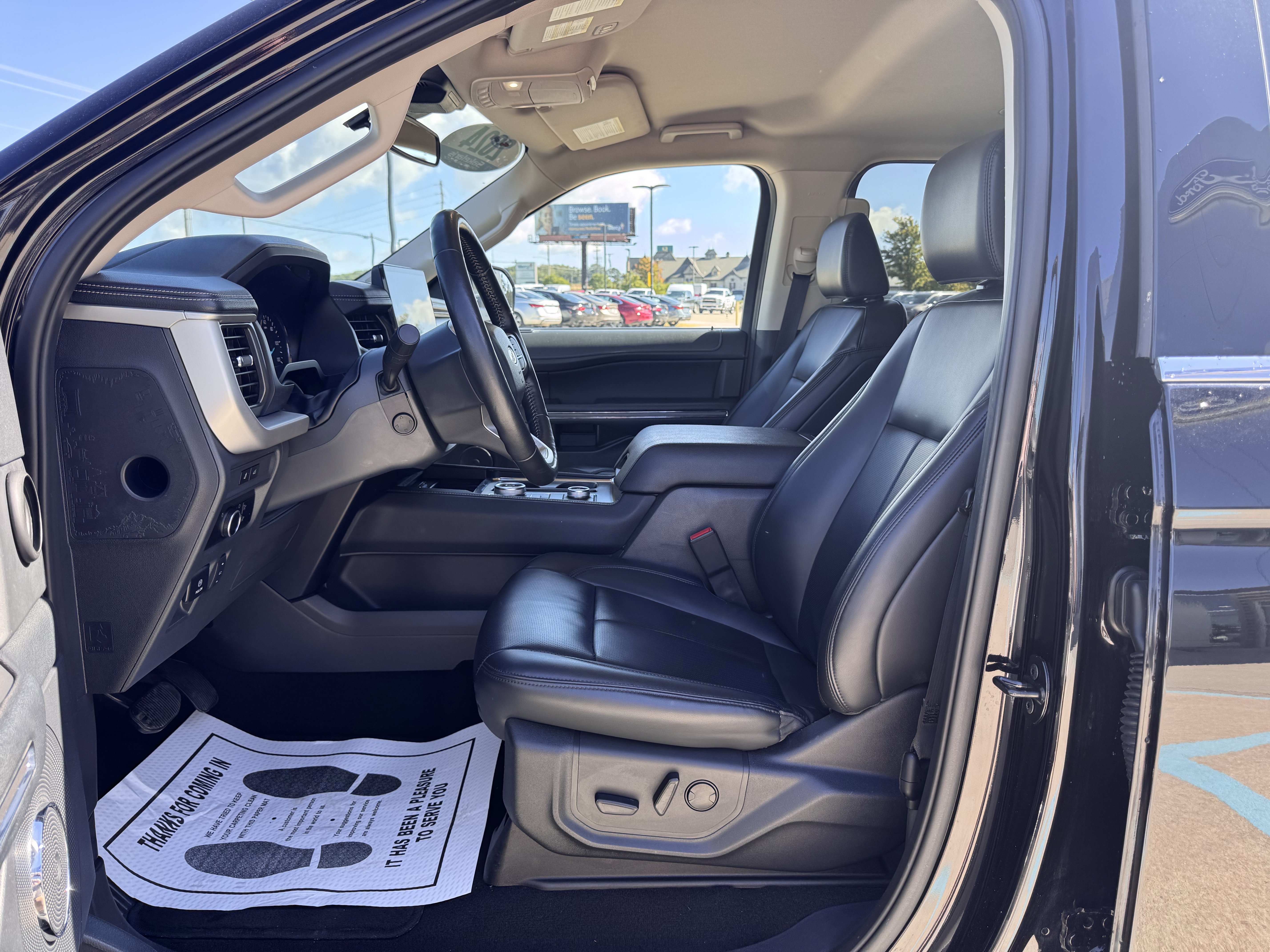 Certified 2024 Ford Expedition Max XLT image 9