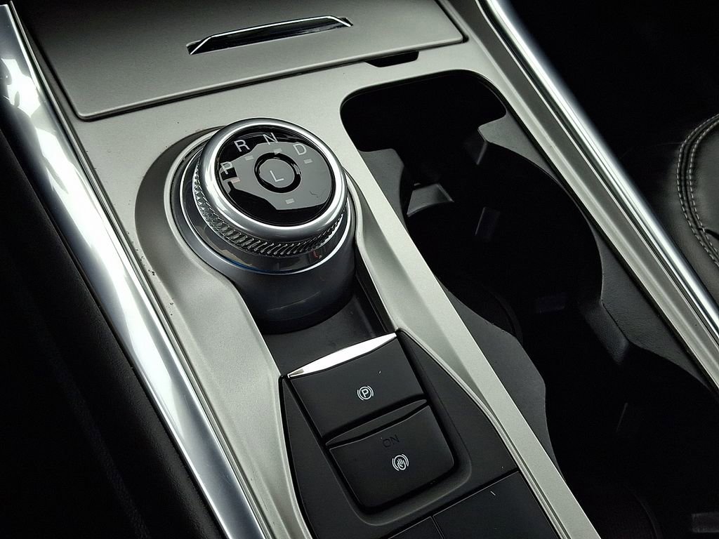 Certified 2021 Ford Explorer XLT w/ Equipment Group 202A image 15