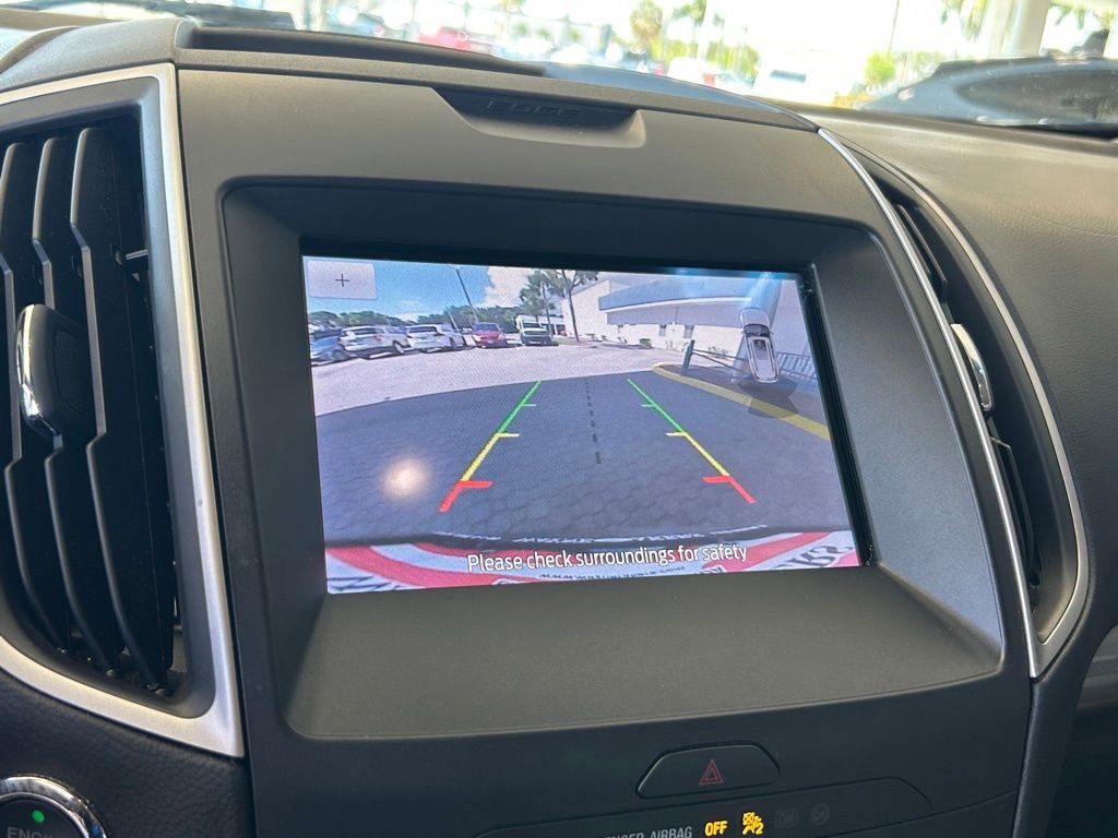 Certified 2020 Ford Edge SEL w/ Cold Weather Package FWD image 12