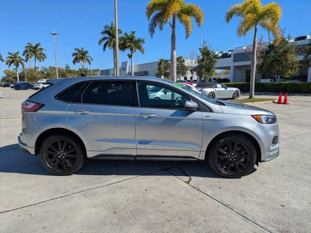 Certified 2024 Ford Edge ST-Line image 5