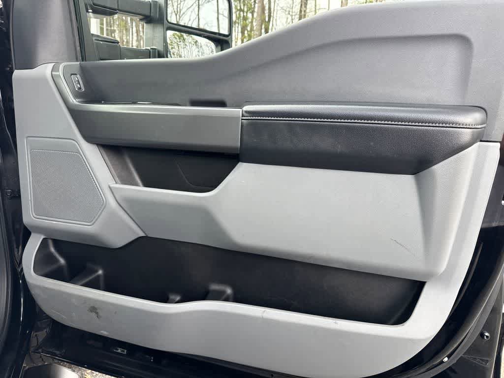 Certified 2025 Ford F250 XLT AWD/4WD image 27
