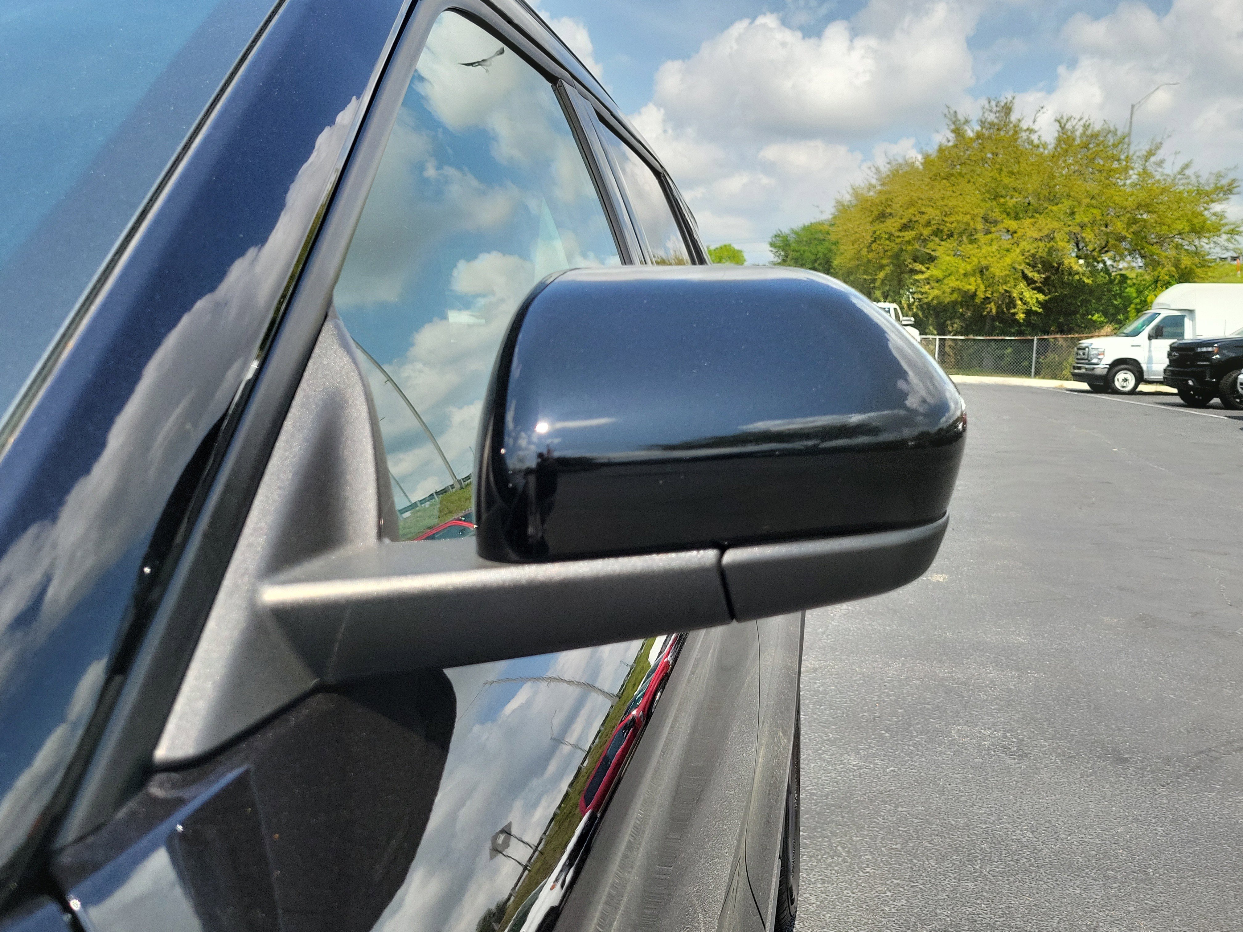 Certified 2023 Ford Explorer XLT w/ Equipment Group 202A image 7