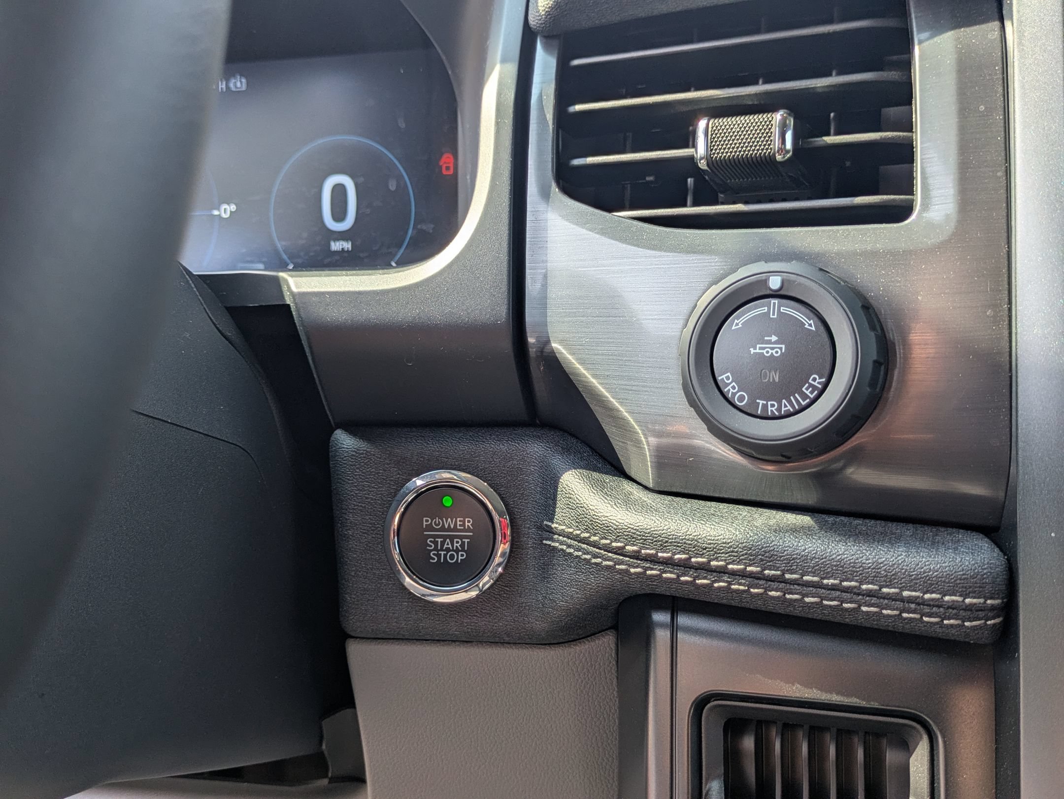 Certified 2025 Ford F150 Lightning Flash AWD/4WD image 26
