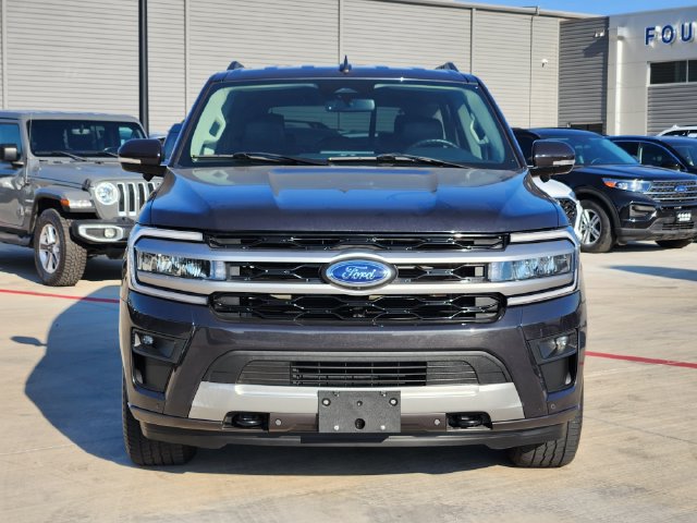 Certified 2022 Ford Expedition XLT AWD/4WD image 3