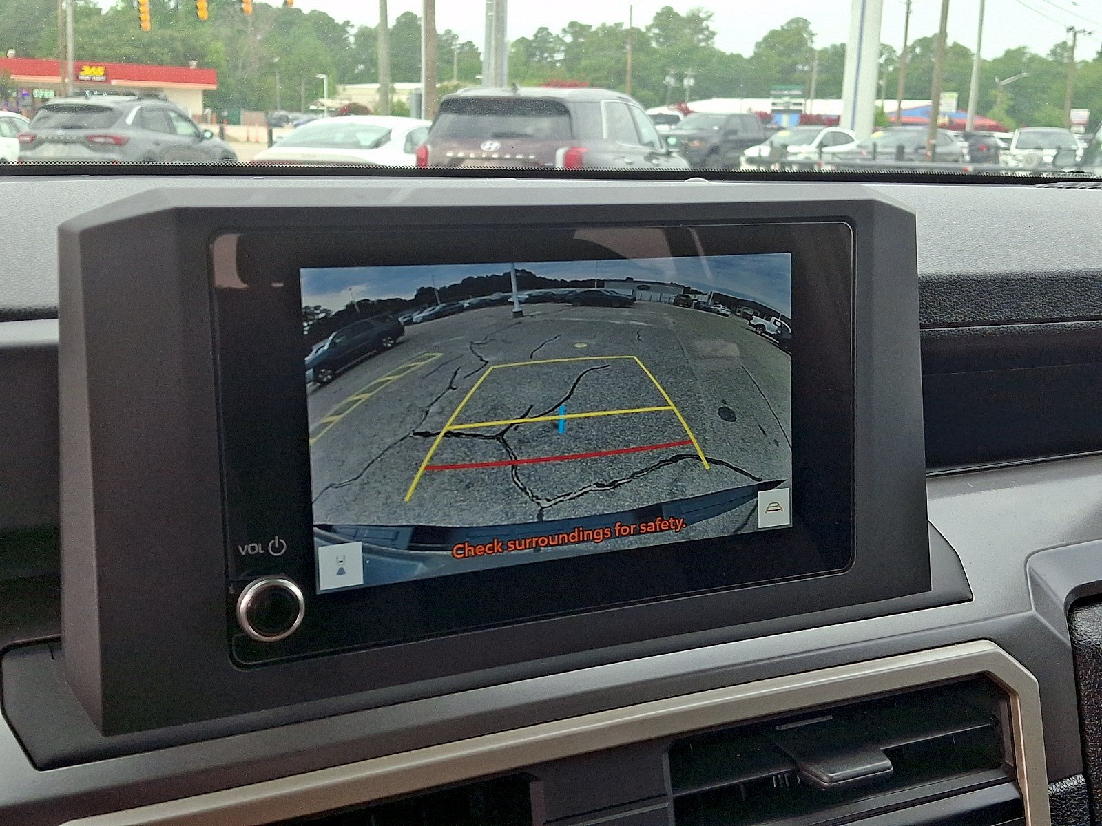Used 2025 Toyota Tacoma SR5 RWD image 18